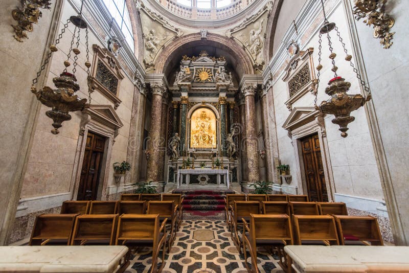 Basiliek van San Zeno, Verona, Italië royalty-vrije stock fotografie Basiliek van San Zeno, Verona, Italië royalty-vrije stock fotografie