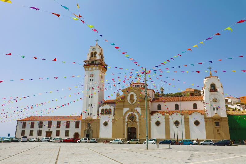 Basilika av Candelaria, Santa Cruz de Tenerife, kanariefågelöar, Spanien arkivfoto Basilika av Candelaria, Santa Cruz de Tenerife, kanariefågelöar, Spanien arkivfoto