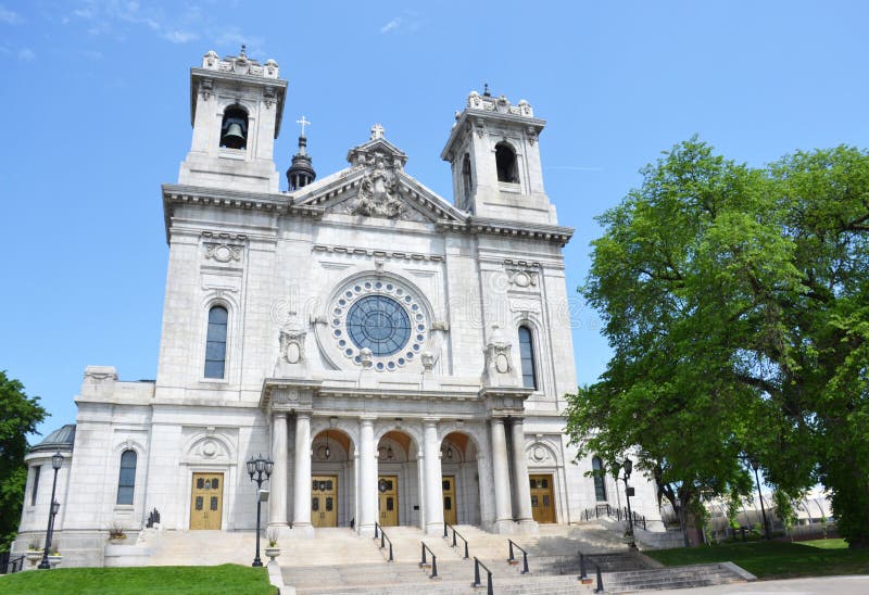 Basilika der Heiliger Maria in Minneapolis, Mangan lizenzfreie stockfotografie Basilika der Heiliger Maria in Minneapolis, Mangan lizenzfreie stockfotografie