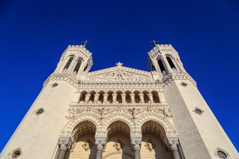 Basilika Notre Dame de Fourvière Basilique de Notre Dame de Fourvière in Lyon, Frankreich