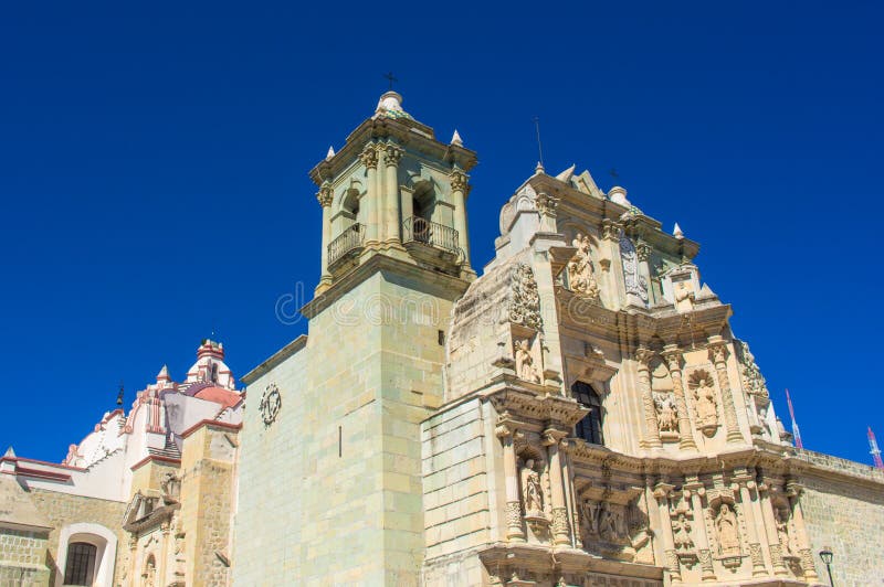 Basilique de notre Madame de solitude à Oaxaca de Juarez, Mexique images libres de droits Basilique de notre Madame de solitude à Oaxaca de Juarez, Mexique images libres de droits