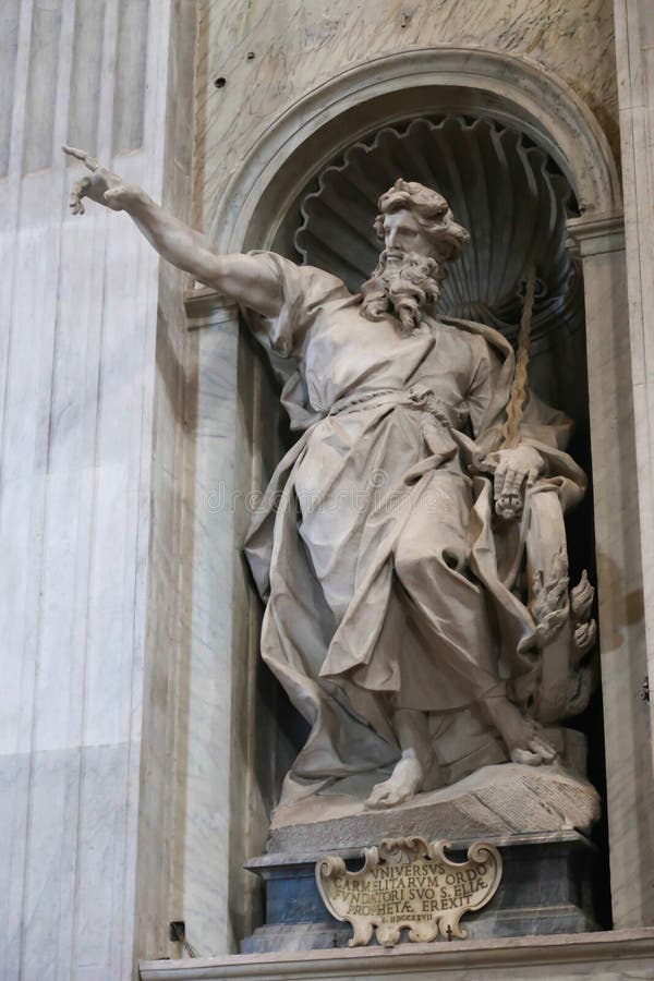 Basilique de sculpture - Vatican, Italie image libre de droits Basilique de sculpture - Vatican, Italie image libre de droits