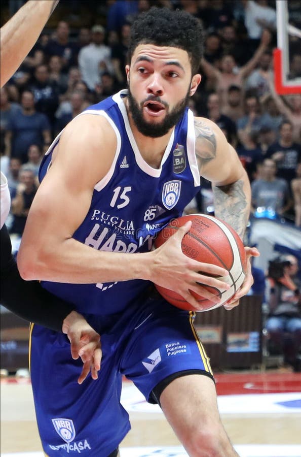 Basquete Italiano Serie Campeonato Italiano Serie Basquete 201920 Foto  Editorial - Imagem de jogadores, feliz: 180776226