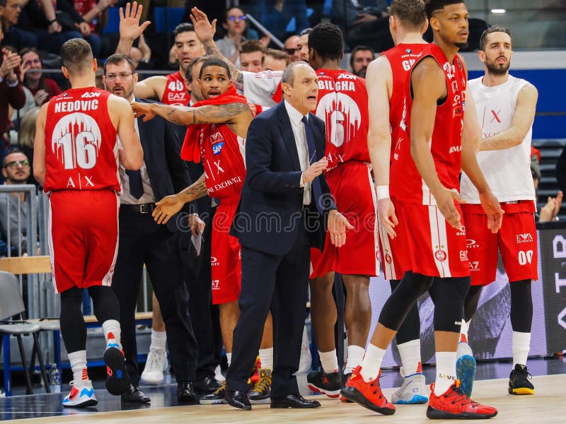 Campeonato Italiano De Basquete a Serie Pallacanestro Trieste Vs ax Armani  Exchange Olimpia Milano Foto de Stock Editorial - Imagem de esporte,  italiano: 160359668