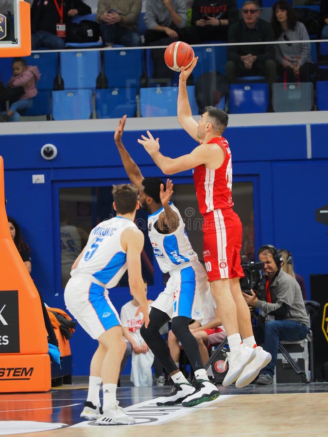 Basquete Italiano Um Campeonato Serial OriOra Pistoia Vs Dolomomecado  Energia Basket Trentino Foto Editorial - Imagem de janeiro, fotografia:  169162686