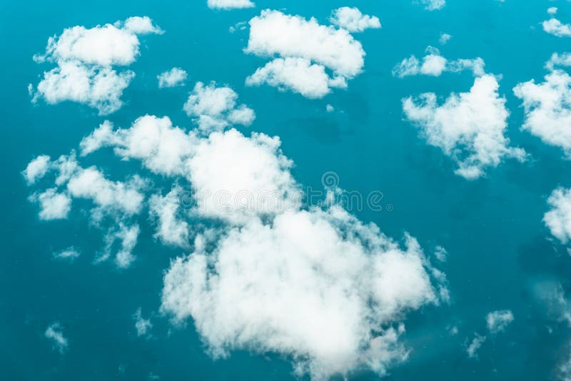 Basse sucrerie de coton accrochante image stock Basse sucrerie de coton accrochante image stock