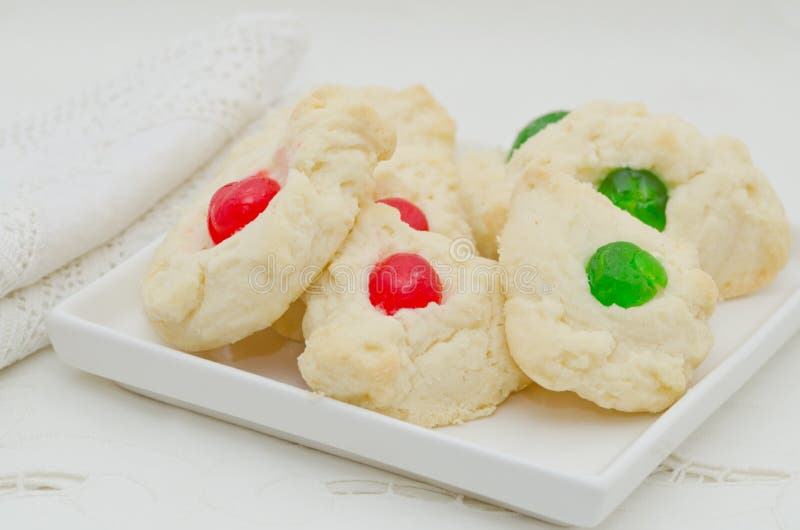 Batożący Shortbread ciastka z Candied wiśniami obrazy stock