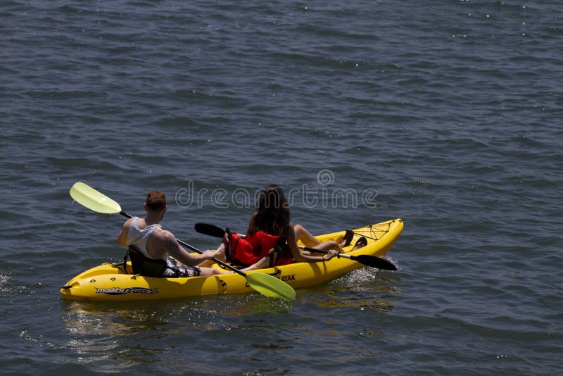 Batta il kayak del calore nella California