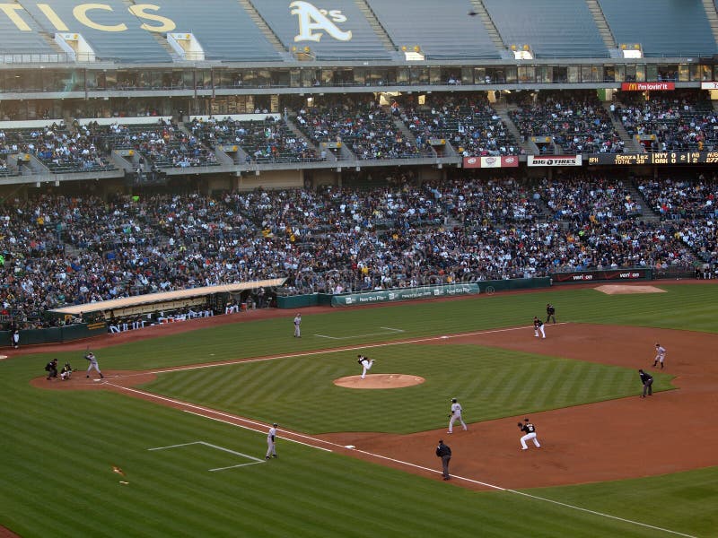 OAKLAND, CA - JULY 7: Yankees 6 vs A's 2: Yankees batter Derek Jeter waits for incoming pitch from As Gio Gonzalez with runners on 1st and 2nd. Taken July 7 2010 at the Coliseum in Oakland California