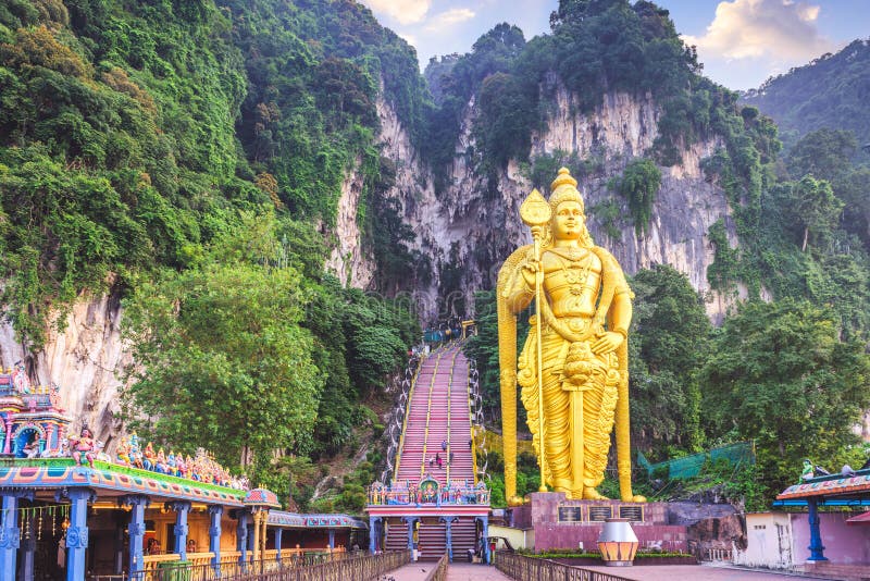 Batu grottor staty och ing?ng n?ra Kuala Lumpur, Malaysia royaltyfria bilder Batu grottor staty och ing?ng n?ra Kuala Lumpur, Malaysia royaltyfria bilder