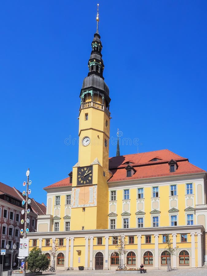 Bautzen, Sachsen, Tyskland - 2018/04/18: stadshus på huvudmarknaden arkivfoton Bautzen, Sachsen, Tyskland - 2018/04/18: stadshus på huvudmarknaden arkivfoton