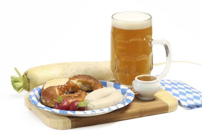 Bayerische Kalbfleischwürste Auf Einer Platte Mit Bier, Pretz Stockfoto ... Bayerische Kalbfleischwürste Auf Einer Platte Mit Bier, Pretz Stockfoto ...