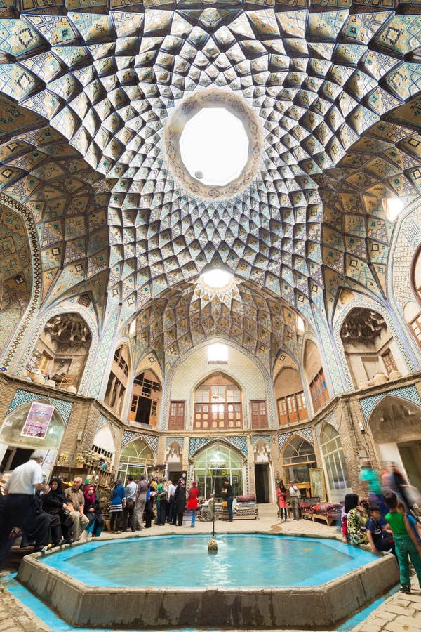 Bazaar of Kashan, in Iran editorial stock photo. Image of amin - 57457293