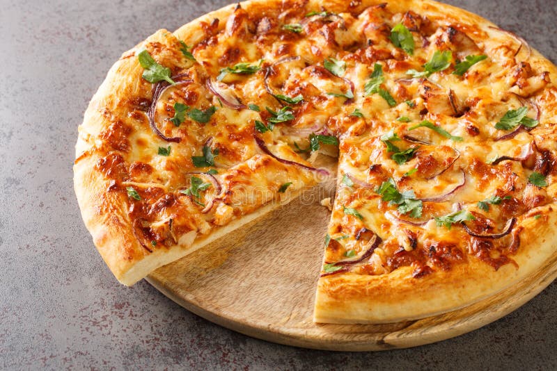 Bbq Chicken Pizza Stock Photo - Download Image Now - Pizza