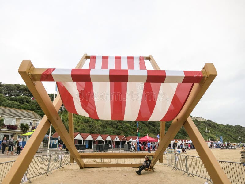 giant beach chair