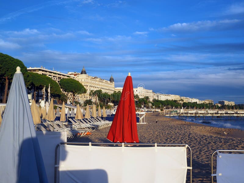 Beach and Famous Hotels Along Promenade De La Croisette Cannes F Stock ...