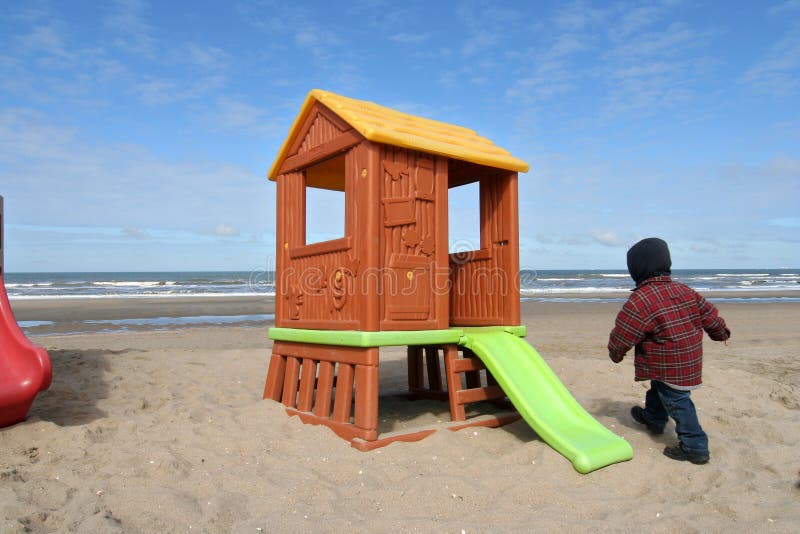toy beach house