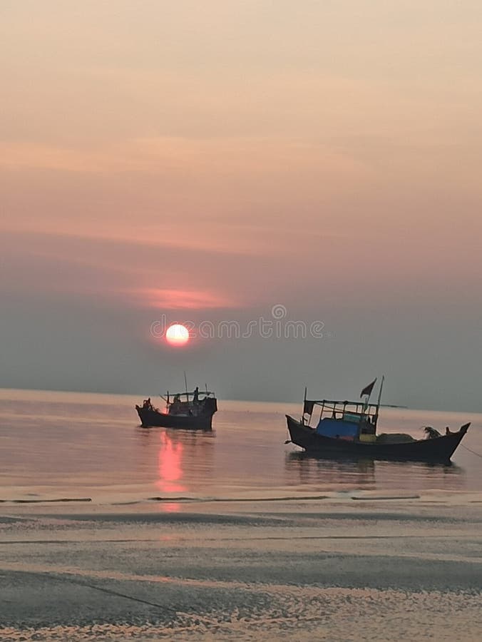 141 Beach Sunset Time Capture Stock Photos Free & RoyaltyFree Stock Photos from Dreamstime