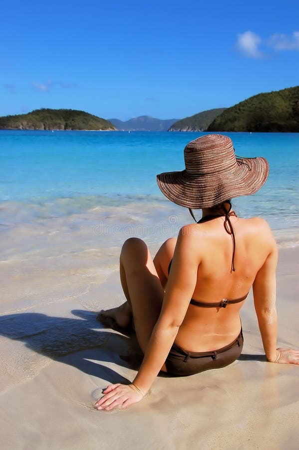 Una mujer sobre el Playa.