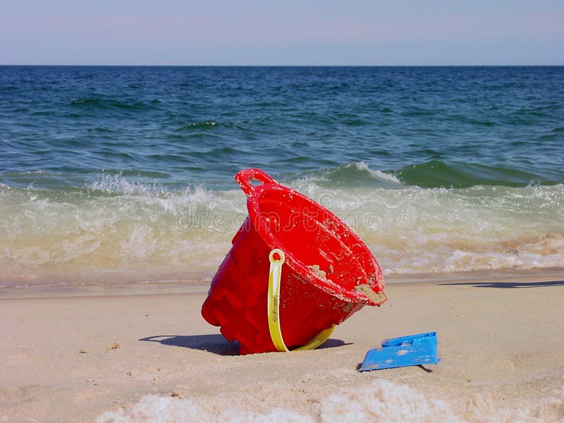 Beached Bucket