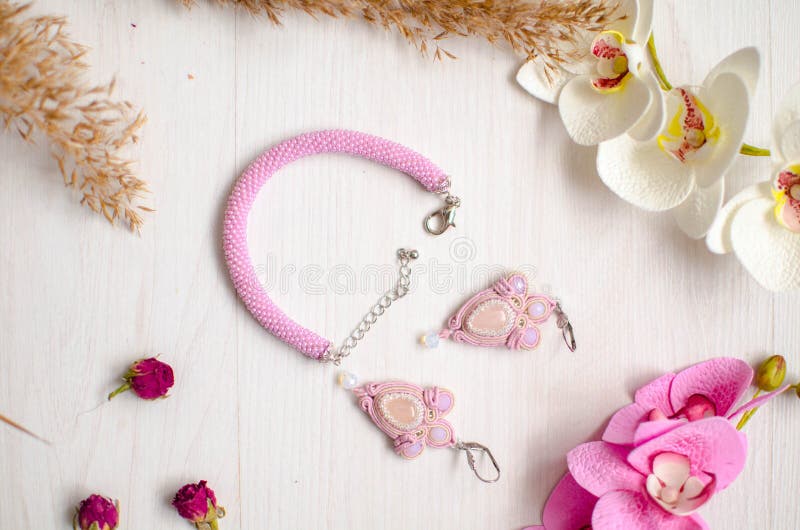 white and silver soutache necklace Pink