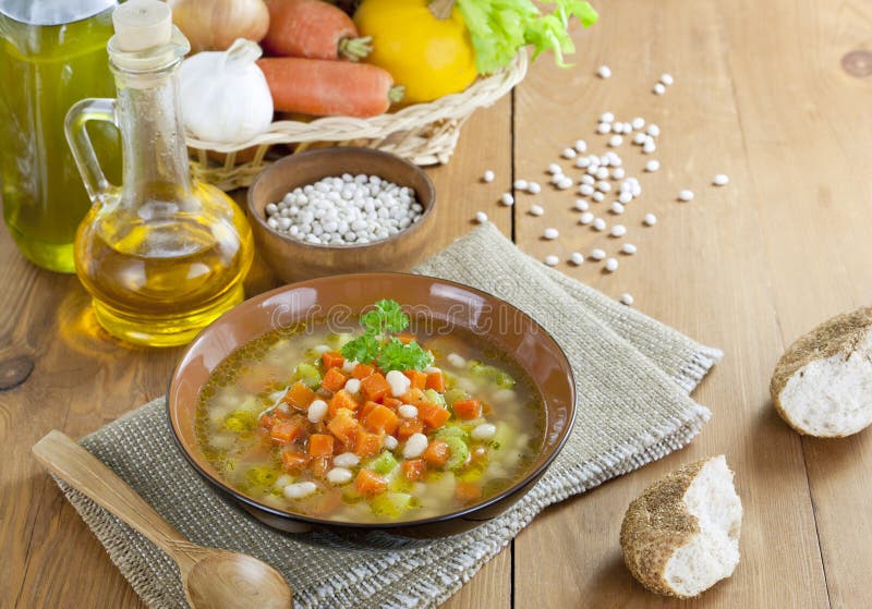 Bean soup with pumpkin