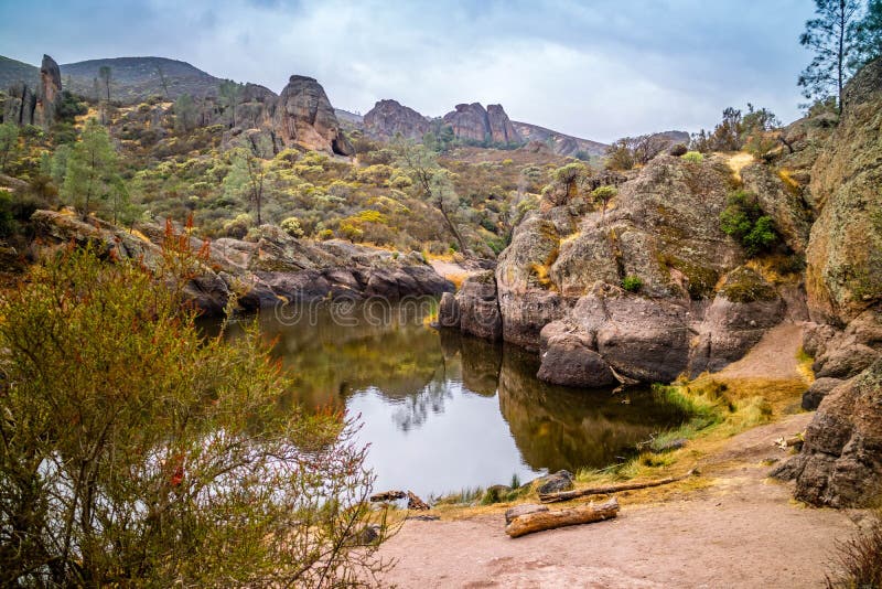 pinnacles-national-park-bear-gulch-reservoir-stock-image-image-of