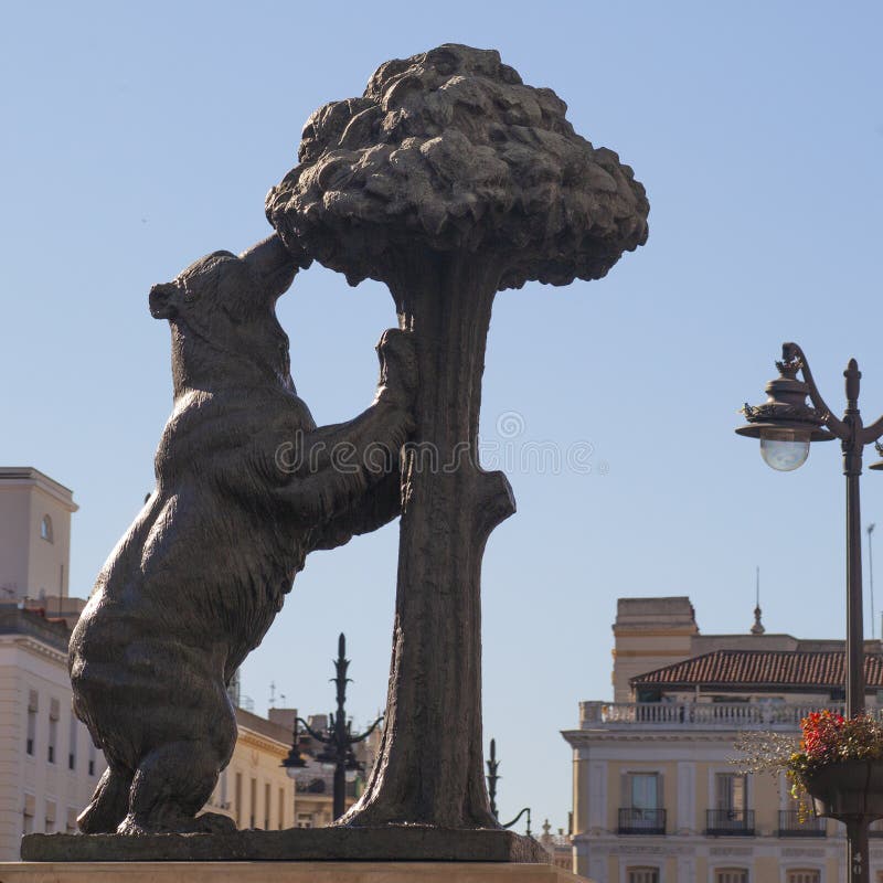 Bear and Strawberry Tree Statue , the Symbol of Madrid, in Puerta Del ...