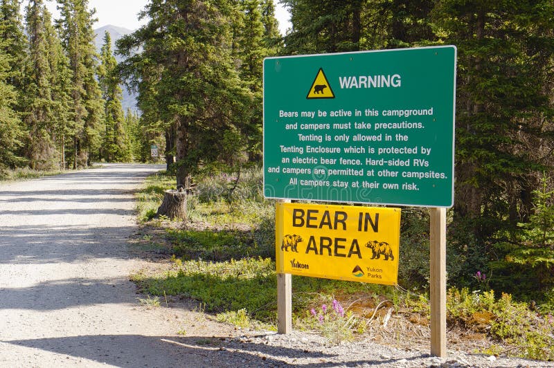 Warning Sign Grizzly Bear Alert Banff National Park - HooDoo Wallpaper