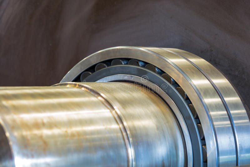 Bearing Installation To Shaft for Drive and Rotation Stock Image Image of roller, rotation