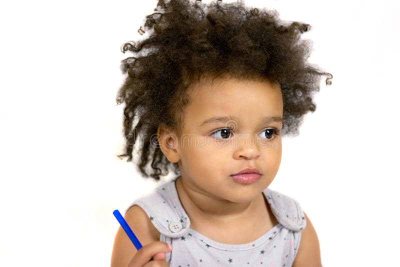 Beau Bebe Tenant Le Stylo Bleu Image Stock Image Du Brun Americain Beau Bebe Tenant Le Stylo Bleu Image Stock Image Du Brun Americain