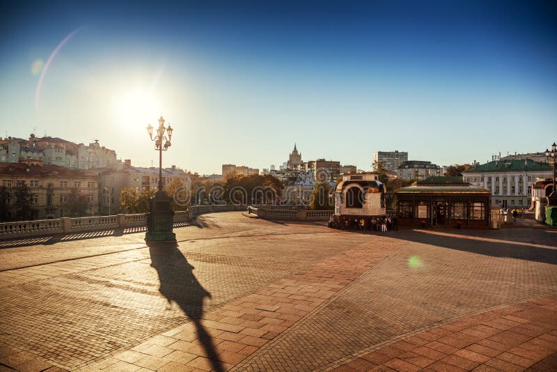 Beau paysage urbain, la capitale de la Russie, Moscou, le CEN de ville photographie stock Beau paysage urbain, la capitale de la Russie, Moscou, le CEN de ville photographie stock