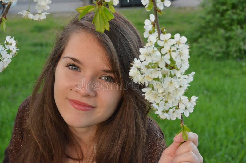 Beau portrait d'adolescent image stock