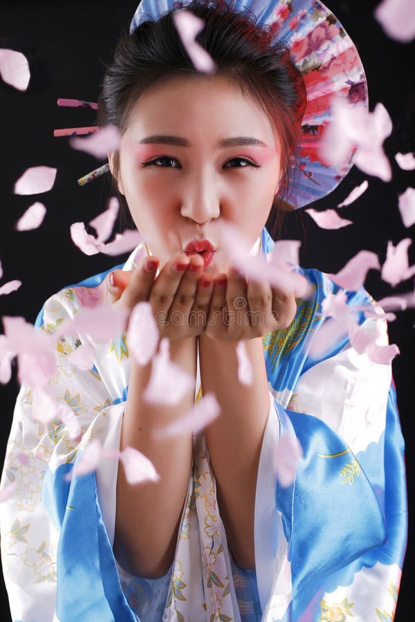 A beautiful Asian girl and Japanese kimono