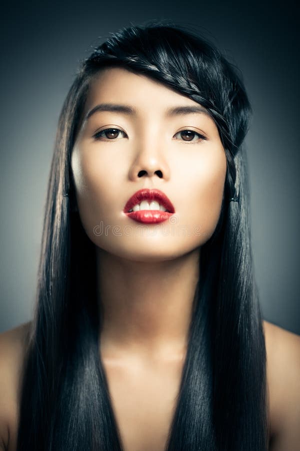 https://thumbs.dreamstime.com/b/beautiful-asian-woman-posing-front-gray-background-30980238.jpg
