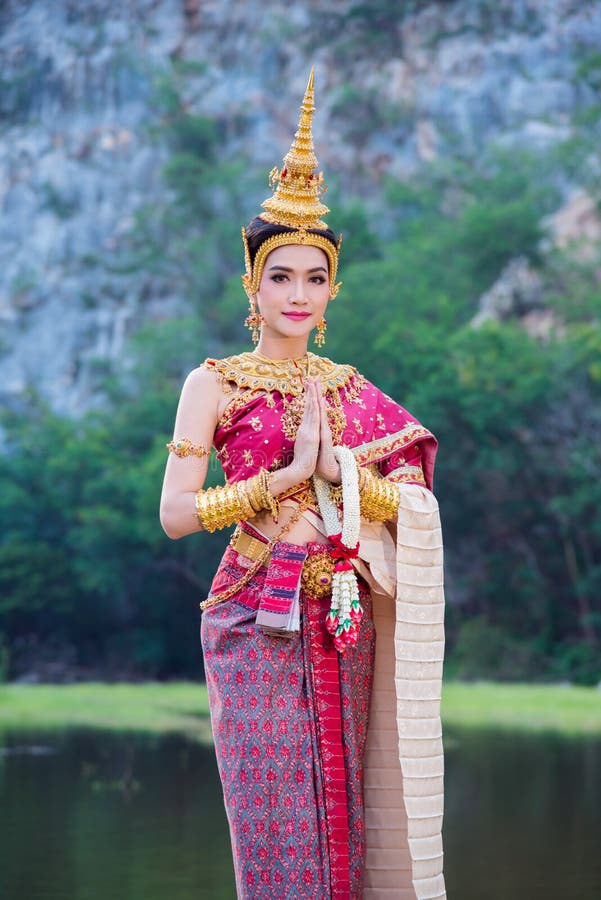 Traditional Thai Dress Doing Gesture ...