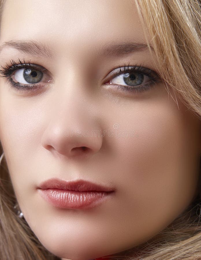 Beautiful blonde portrait woman στοκ φωτογραφία με δικαίωμα ελεύθερης χρήσης