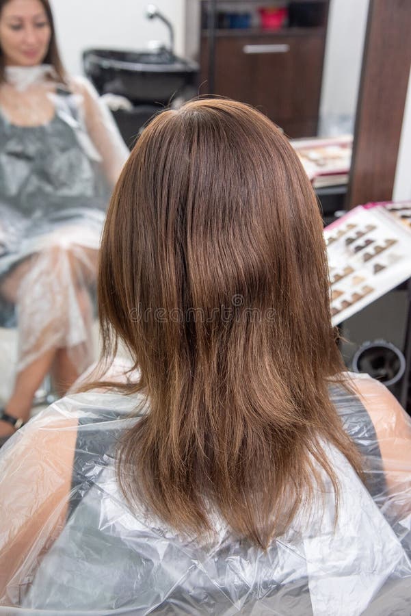 Beautiful Brunette Woman Sitting in a Salon Waiting for Hair Dye Stock Photo - Image of beautician, color: 162295542 Beautiful Brunette Woman Sitting in a Salon Waiting for Hair Dye Stock Photo - Image of beautician, color: 162295542