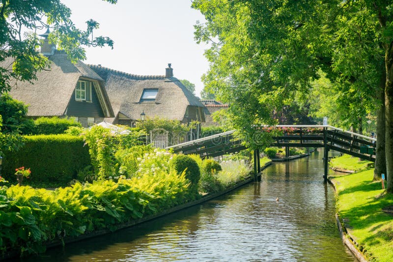 Beautiful Canal View and Traditional House of Giethoorn Stock Image ...