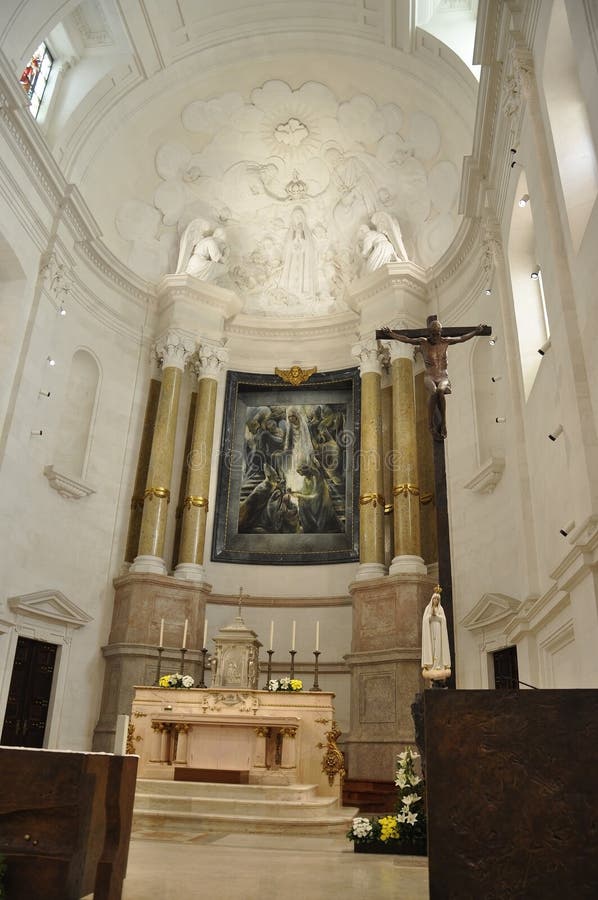 Fatima, 23th July: Church Interior Details from the Sanctuary of Our ...