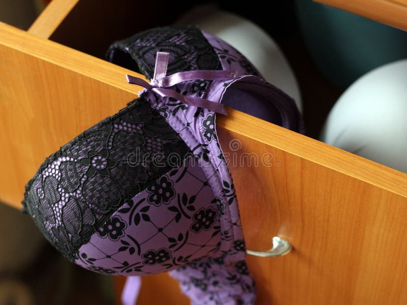 https://thumbs.dreamstime.com/b/beautiful-fishnet-bra-open-underwear-drawer-purple-color-beautiful-fishnet-bra-open-underwear-drawer-close-purple-color-161510454.jpg