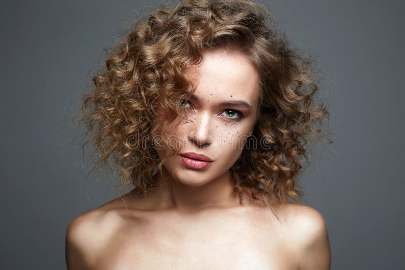 Curly Hair with Blonde Highlights and Freckles - wide 3