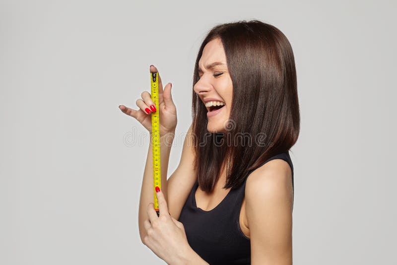 Poort gevechten Weigeren Beautiful Girl Holds a Measuring Tape in Her Hands. the Concept of Imagination about the Size of the Penis Stock Photo - Image of penis, laugh: 190497808 Poort gevechten Weigeren Beautiful Girl Holds a Measuring Tape in Her Hands. the Concept of Imagination about the Size of the Penis Stock Photo - Image of penis, laugh: 190497808