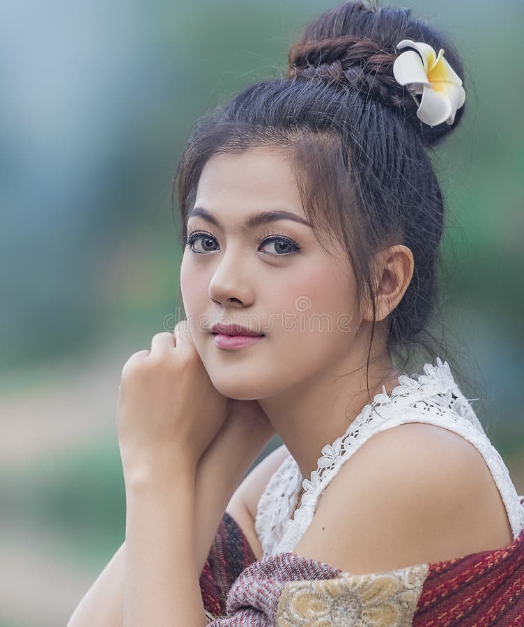 Laos Woman Beautiful Laos Girl In Costume Stock Image Image Of Dress National 123476915