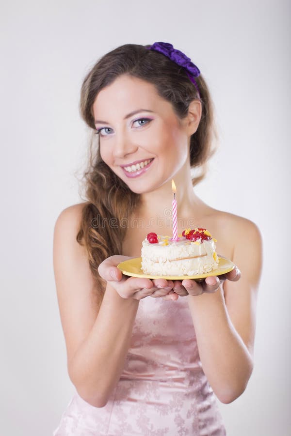 Dairy Free, Gluten-Free Egg-Free Birthday Cake Serves up to 20 – Ventito  Bakery