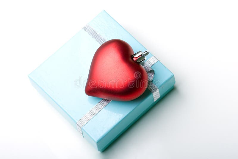 Beautiful jewelry gift box valentine day heart