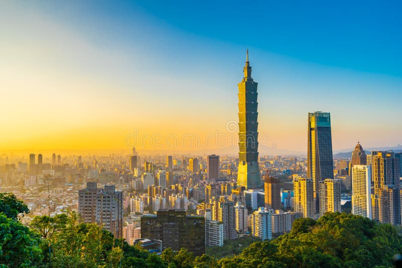 Beautiful landscape and cityscape of taipei 101 building and architecture in the city