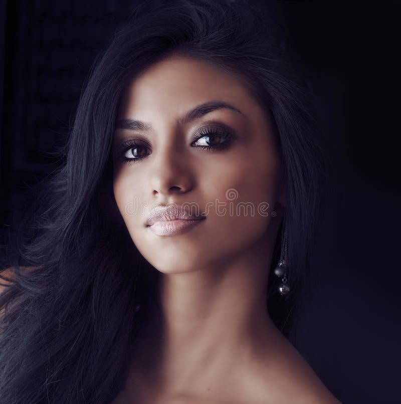 https://thumbs.dreamstime.com/b/beautiful-latina-woman-sexy-long-hair-studio-shoot-beautiful-latina-woman-long-hair-117100731.jpg