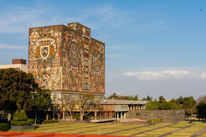 Beautiful library building and yard from Mexican college