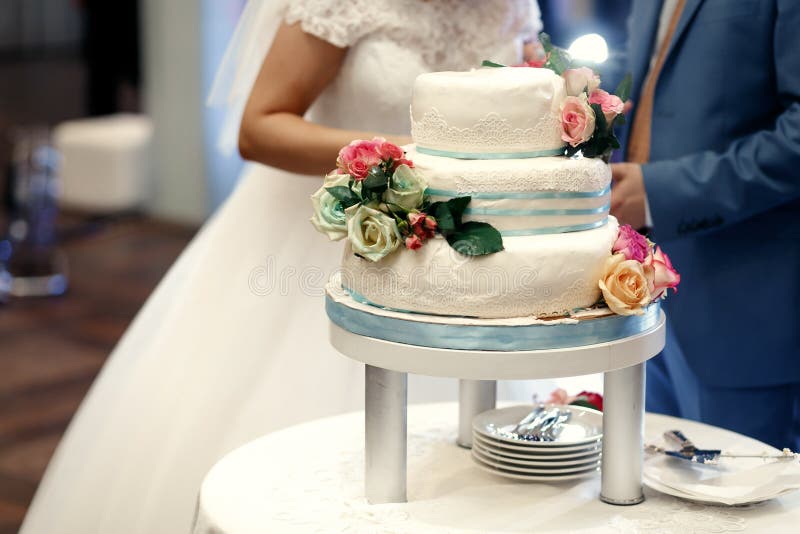 Beautiful luxury wedding cake